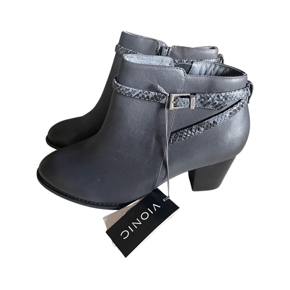 Vionic ankle boots gray with snake print buckle